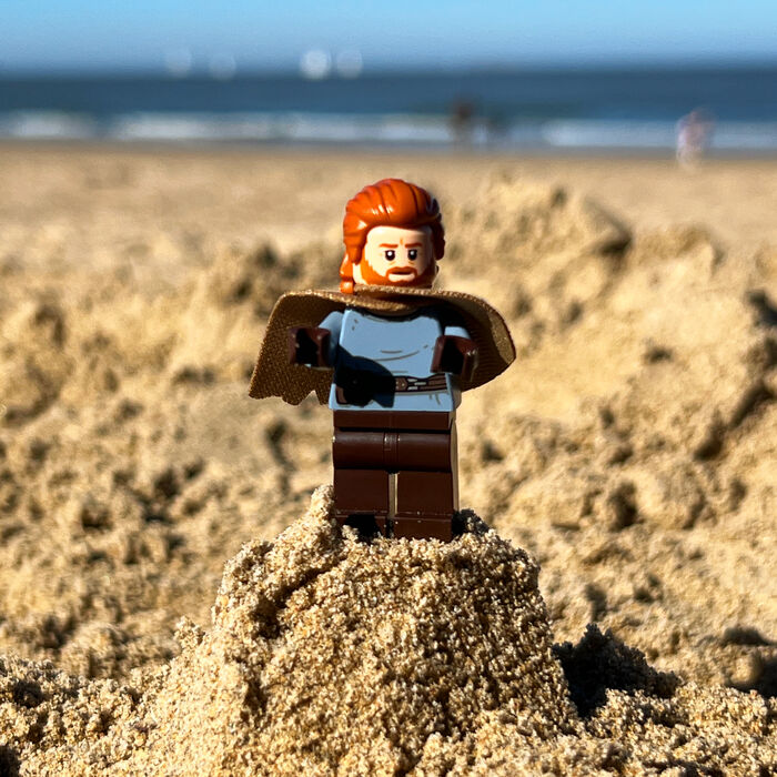 Europa - Entdecke die Lego-Figur am Strand von Westende